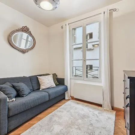 Bnbnova - Eiffel Tower & Des Invalides - 1br